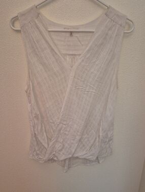 bleuh ciel White Wrap-Front V-Neck Sleeveless Camisole
